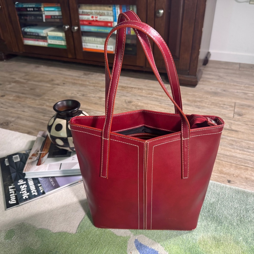Y2K Kate Spade New York Made in Italy Red Leather Contrast Stitch Shoulder Bag